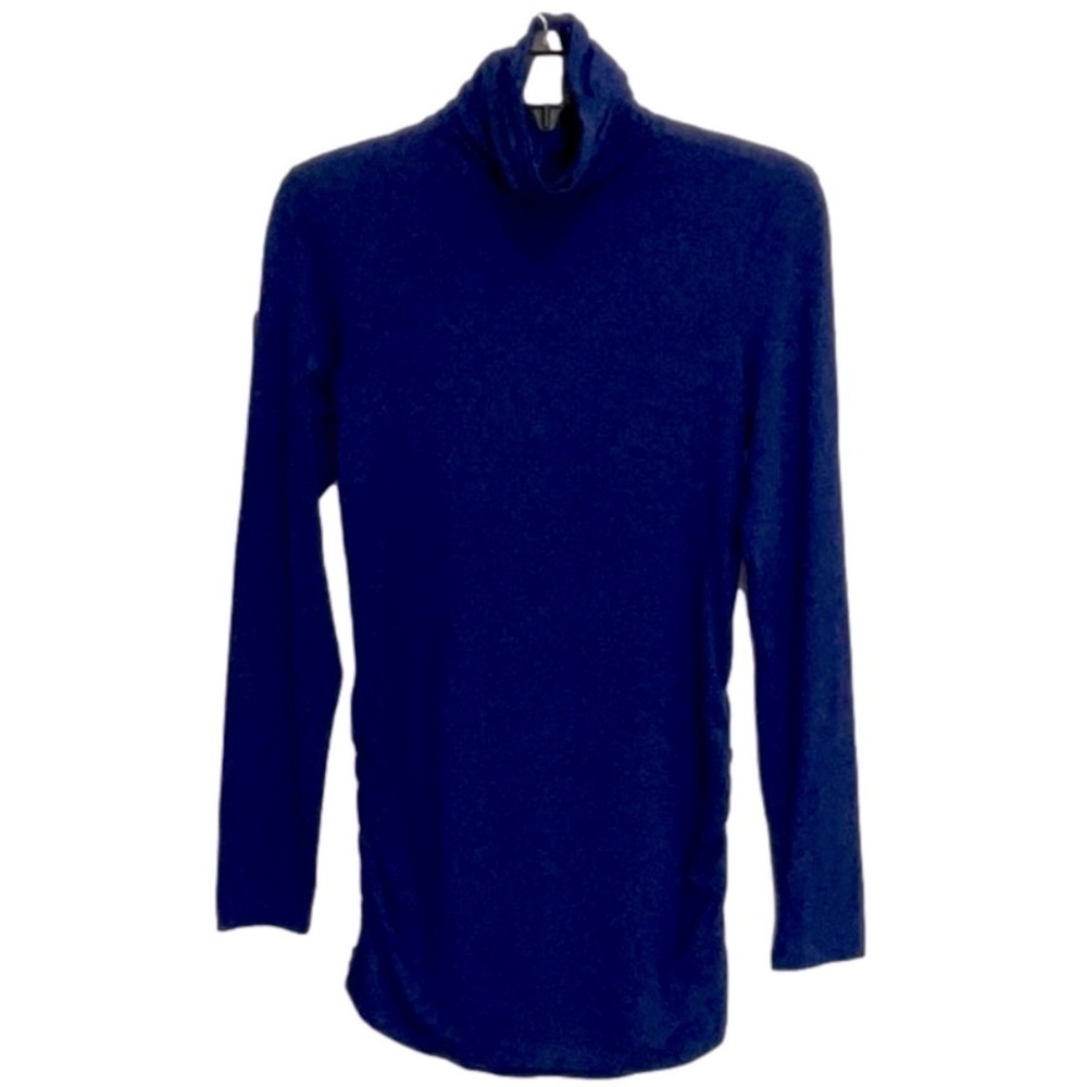ISLE by Melis Kozan Turtleneck